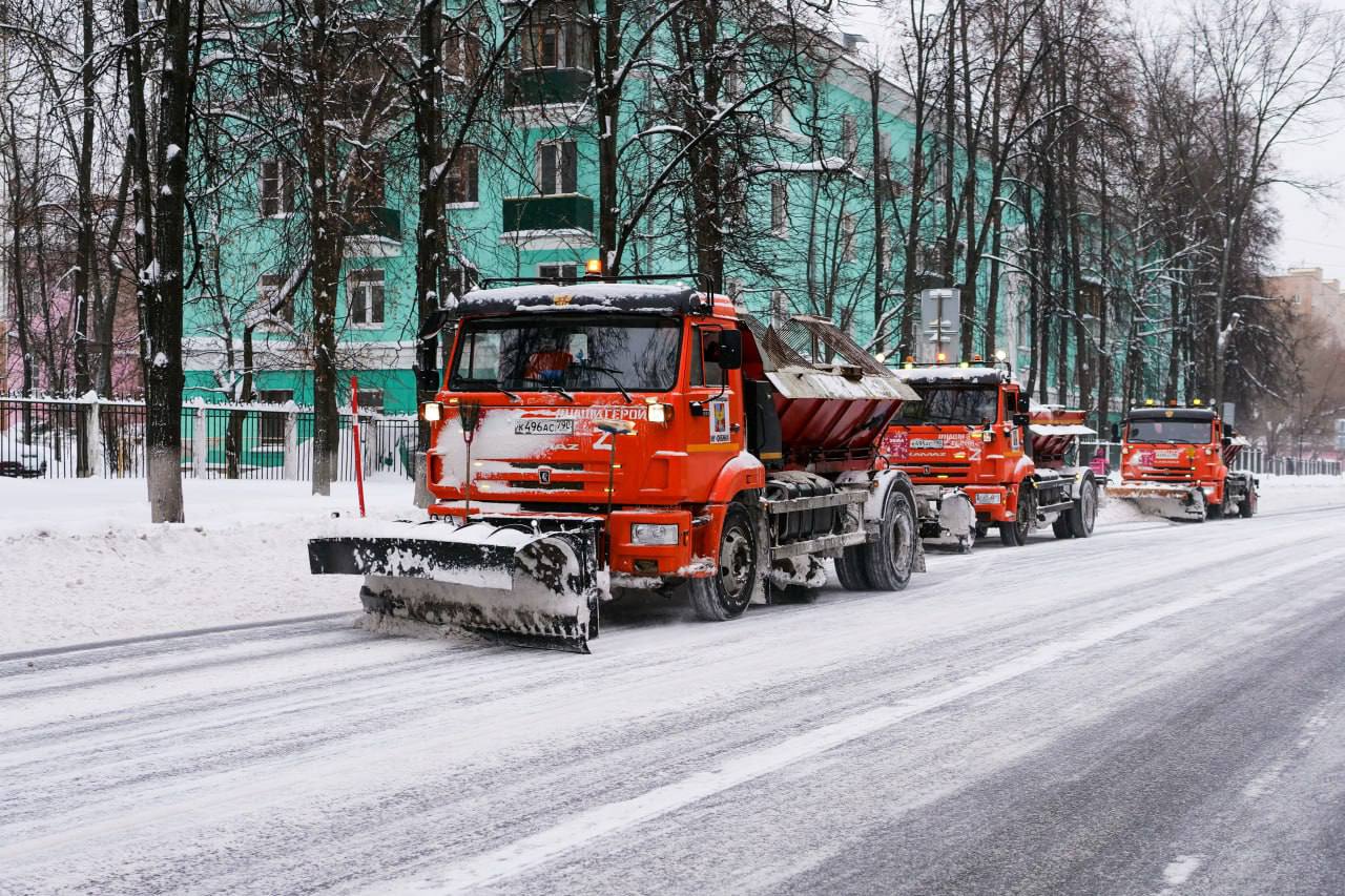 Дорожные и коммунальные службы Люберец в усиленном режиме устраняют  последствия снегопада | Администрация городского округа Люберцы Московской  области